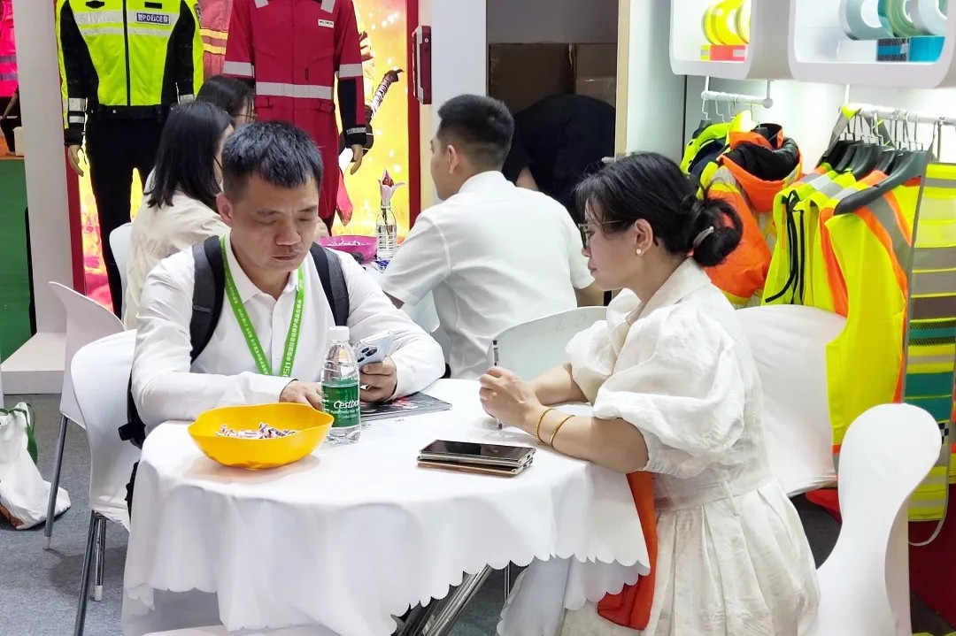 KU酷游官网光学上海劳保展3